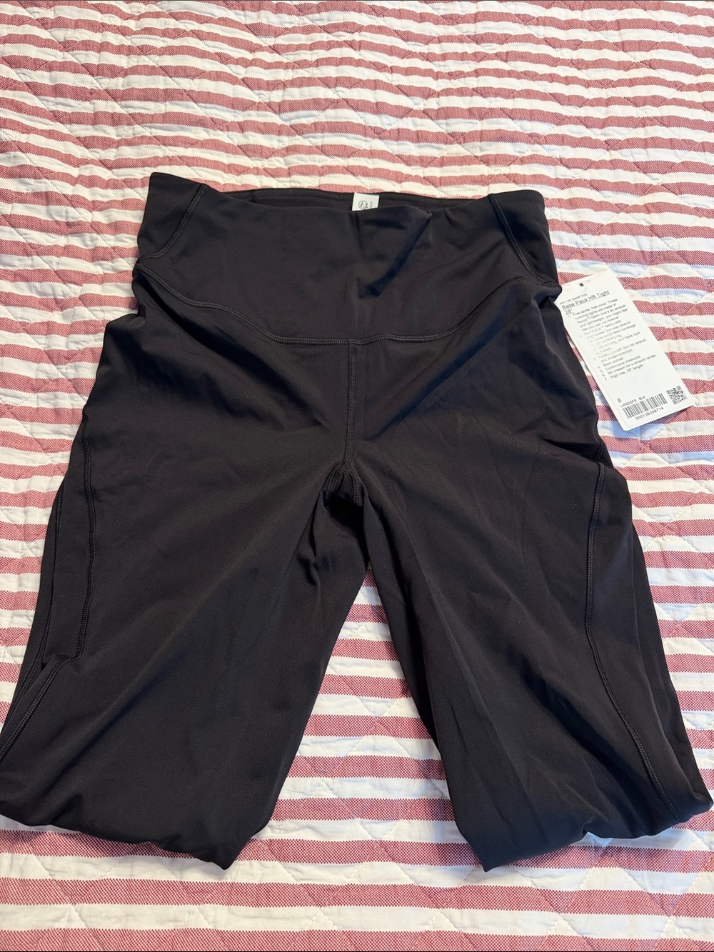 BNWT lululemon base pace HR tight- 28” - Picture 6 of 6